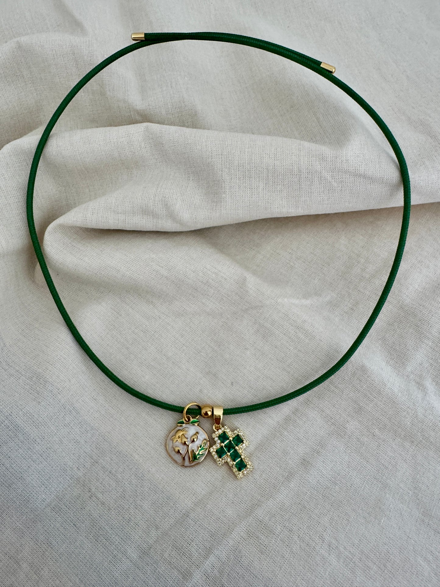Collana magnetica