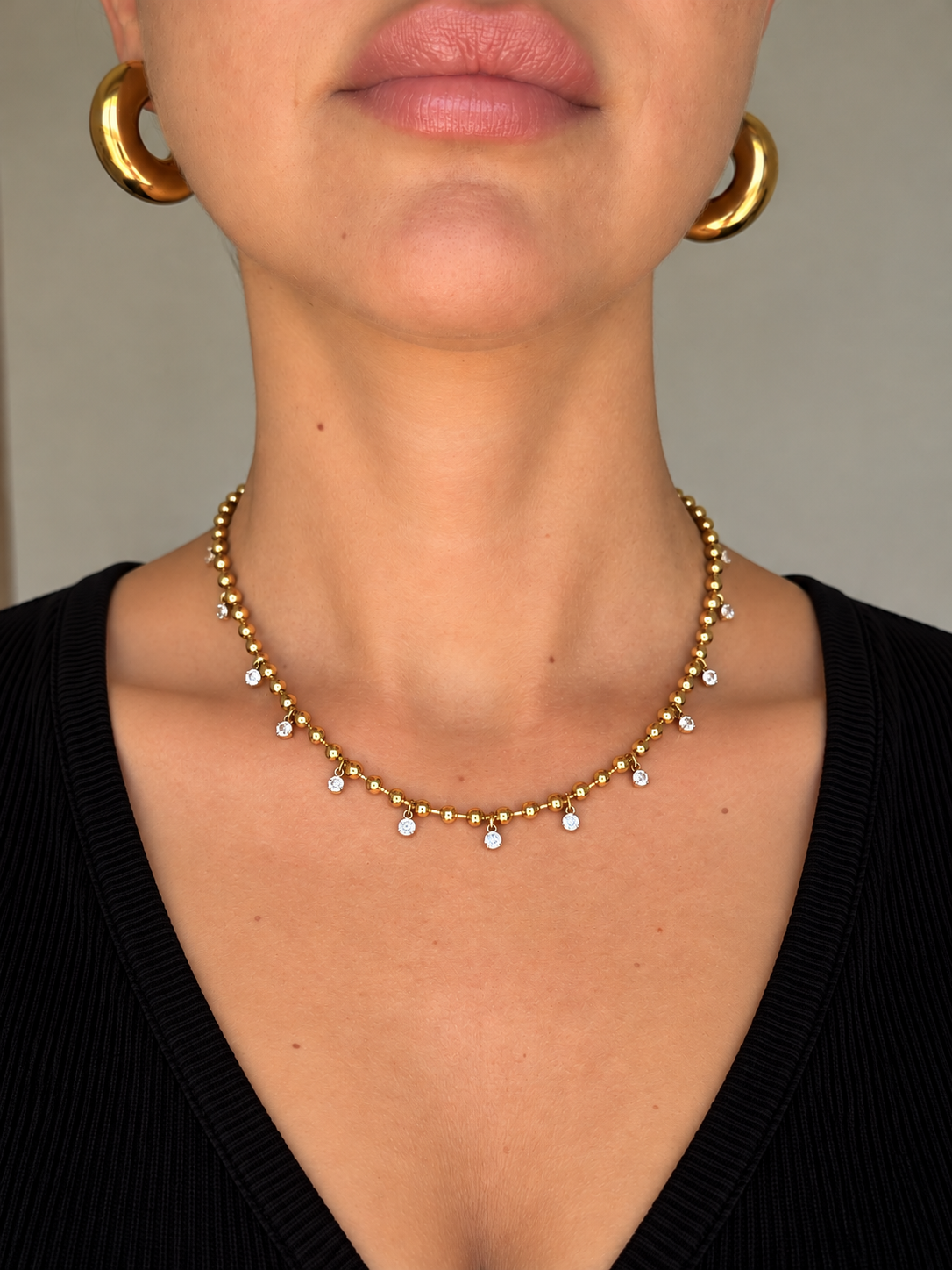 Collana punti luce