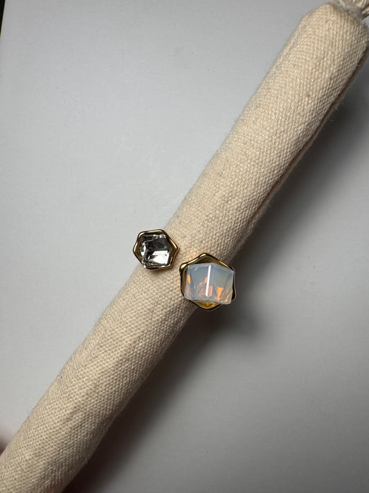 Anello pietra bianca